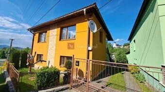 Predaj: Rodinný dom - 5 izbový, pozemok 859m2, Komjatná