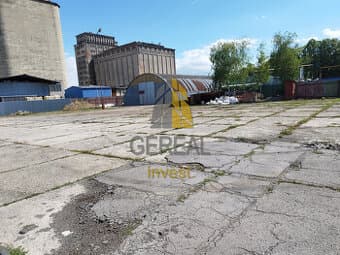 NA PRENÁJOM, spevnená plocha a nádvorie 2200 m2