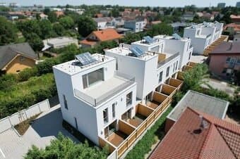 Bývanie ako v rodinnom dome, 2 izb. mezonet so záhradkou a t