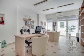 Na prenájom kancelária 26m2 v centre mesta na ul. M. R. Štef