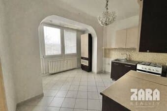 LUDMANSKÁ - 3 izbový byt, 65 m2 + loggia. KÚPOU VOĽNÝ. ČR.
