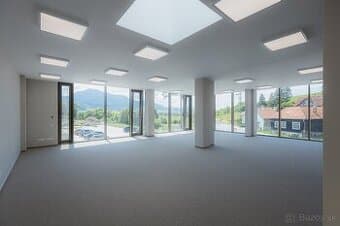 NOVÉ MODERNÉ KANCELÁRIE NA PRENÁJOM | 250 m² | LM