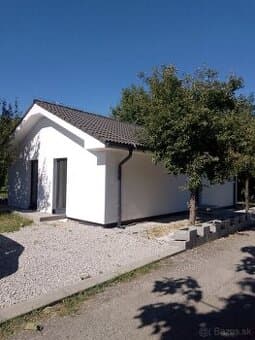 Novostavba samostatne stojaci rodinný dom Kaplná