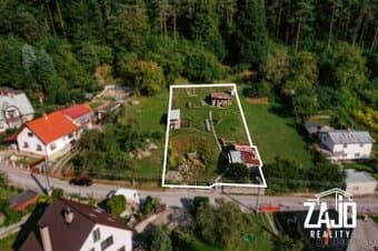 STAVEBNÝ POZEMOK - TRENČIANSKE TEPLICE, BARAČKA NA PREDAJ