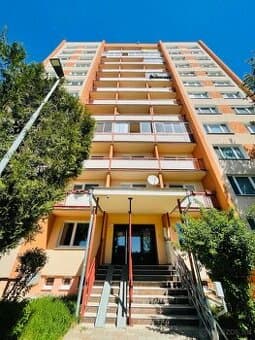 ✅ 2-izbový byt 63 m², 2x balkón, TOP poschodie