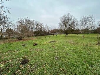 Stavebný pozemok Komárno - časť Kava, 1000 m2 (alebo viac)