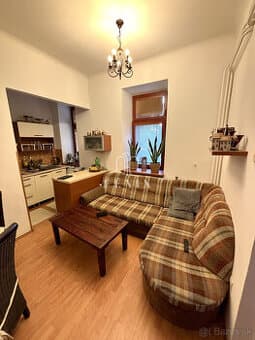 Nová cena - Veľký 3 izbový byt- 85 m2 + 8 m2 pivnica, Košice