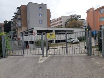 Garážové / parkovacie státie v centre Košíc – Garbiarska