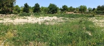 Na predaj 2 pozemky s projektami RD v obci Čechy