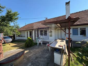 NA PREDAJ VIDIECKY RODINNÝ DOM V OBCI JAROK PRI NITRE