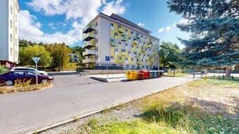 1 - izb. byt, dva balkóny, park. miesto, Nové Záhrady Detva