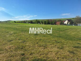 CHRASTNÉ - pozemok na výstavbu Rodinných domov 23801 m²
