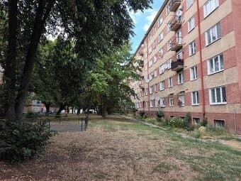 Na predaj 2-izbový byt s balkónom, výborná investícia