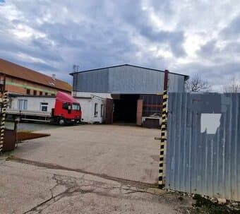 Výrobná hala - Levice