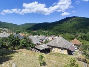 🏡 Váš 3i. dom s výhľadom a vôňou lesa – Hollóháza (25km