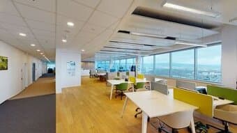 Prenájom kancelárií v budove POLUS, Open space, recepcia, pa