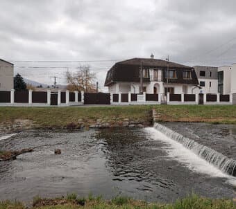 PRENÁJOM zariadenú garsónku v meste Žarnovica o výmere 24 m2