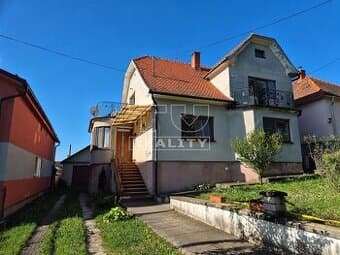 Exkluzívne na predaj rodinný dom v obci Hostie, 1270 m2...
