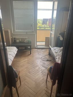 Na predaj 3 izbový byt s balkónom v obľúbenej lokalite Nitra