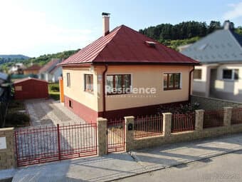 Rodinný dom s pekným pozemkom – Liptovský Mikuláš