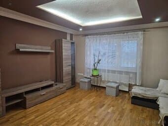 Dvojizbovỳ byt na prenàjom