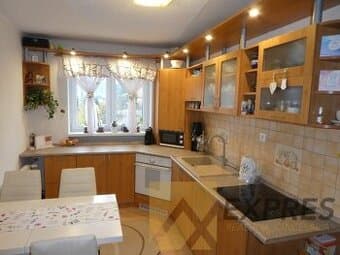 RK EXPRES - na predaj 2 izbový byt v Handlovej, komplet reko