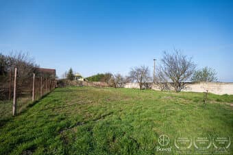 BOSEN I Investičný stavebný pozemok  s rozlohou 855 m2