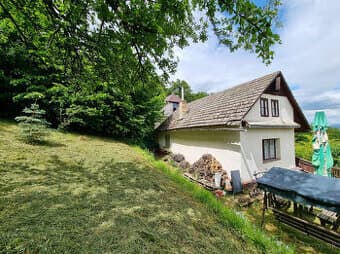 RD - CHALÚPKA a POZEMOK 1207m2 MYJAVSKÉ KOPANICE - VOĽNÝ