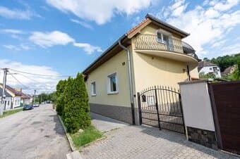 LUMERA / 6-izbový RD s 2 bytovými jednotkami, Trenčín
