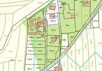 Lukratívny stavebný pozemok 1286 m2 s hosp. budovou v Brezne