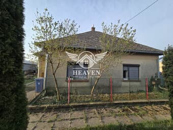 Ponúkame na predaj rod.dom vo Veľkých Kosihách