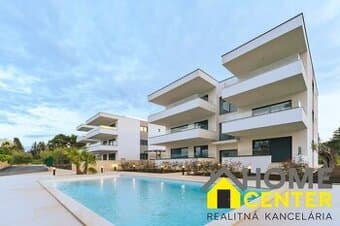 NOVÉ APATMÁNY /65 m² / na predaj len 150 m od mora, ostrov U