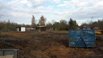 Pre investora pozemok na predaj/ 3350m2 , Bratislava-3