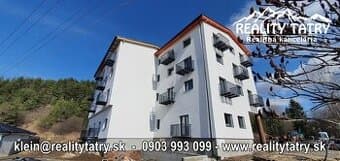 Byt 2 izbový s balkónmi a parkovacím státím v Hôrke TOP stav
