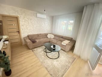 ☎️ 0918/197 701 Predám priestranný  3 izbový  byt s veľkou t