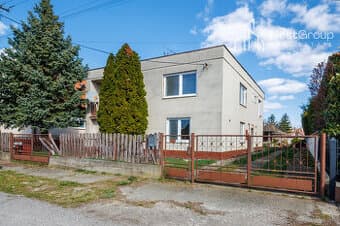 DOM BEZ KOMPROMISOV - VEĽKÝ 5-IZBOVÝ RD, 250 m2, ZÁHRADA