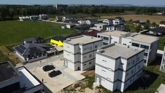 4-IZB BYT "E" 106,45 m2 + TERASA 23 m2, SPA RESORT  BANK