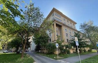2i.byt 66m + loggia 8m, NIVY, Miletičova ul., širšie centrum