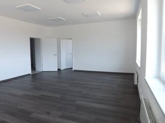 Prenájom kancelárksych priestorov 7€/m²