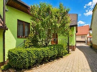 Dom s novou strechou a veľkým pozemkom | Horné Kočkovce