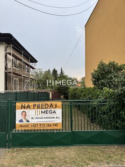 Na predaj garáž s pozemkom na sidl. IIA v meste Humenné