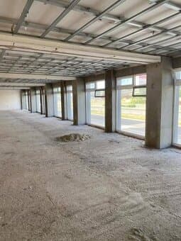 Na prenájom 535 m2 obchodný priestor pri R1 Banská Bystrica