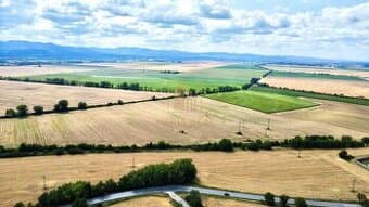 Predaj poľnohospodárskeho pozemku s výmerou 30.000 m2, Nové