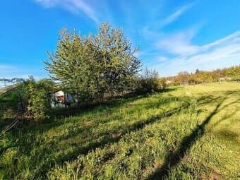 Vaša oáza pokoja v Branči- 723m2 v rekreačnej oblasti. Branč