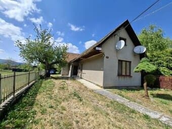 Na predaj - starší rod. dom Kamenec pod Vt. okr. Prievidza