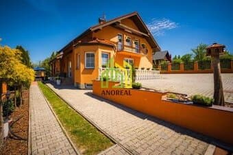 EXKLUZÍVNE Na predaj RODINNÁ VILA, 900 m2, Rajecké Teplice