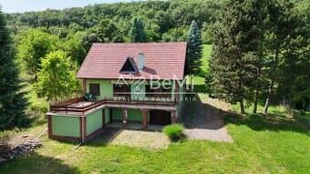 Na predaj Strelnica s poľovníckou chatou v okrese Hlohovec