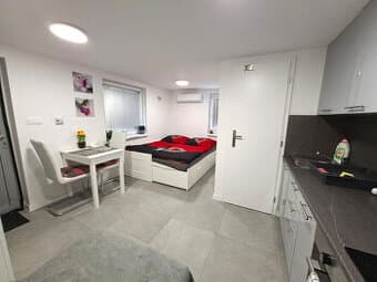 Na prenájom chatka, 20m2, kompletná rekonštrukcia, klimatizá