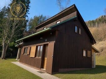 NA PREDAJ CHATA - SKLABIŇA - BLÍZKO ZÁMKU 1948m2
