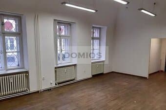 Obchodné priestory Hlavná (41,90 m2, WC, KE-St.mesto)